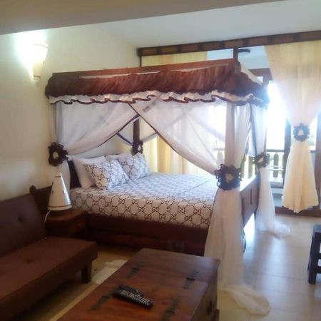 Golden Sands Resort Diani Beach Extérieur photo